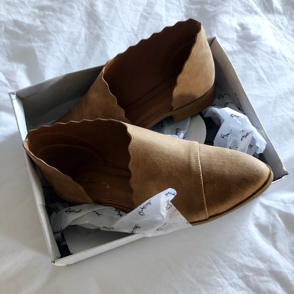 Vegan Leather Side Cut Out Booties